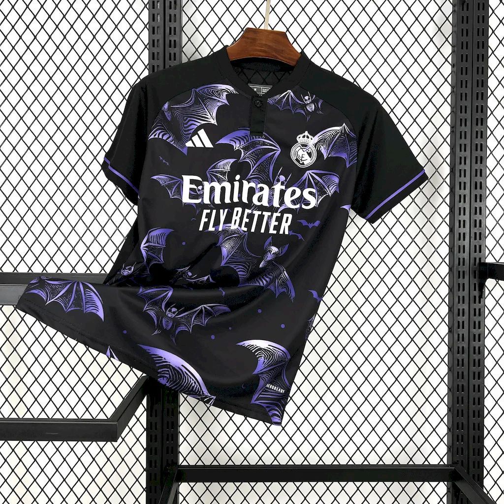 Édition spéciale Real Madrid 2024/25 Chauve Souris